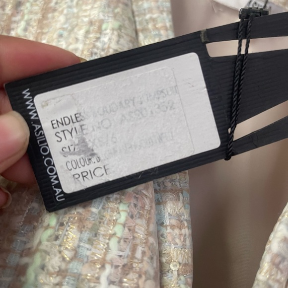 GORGEOUS HIGH LOW ROMPER. NWT . Never worn. - Picture 2 of 5